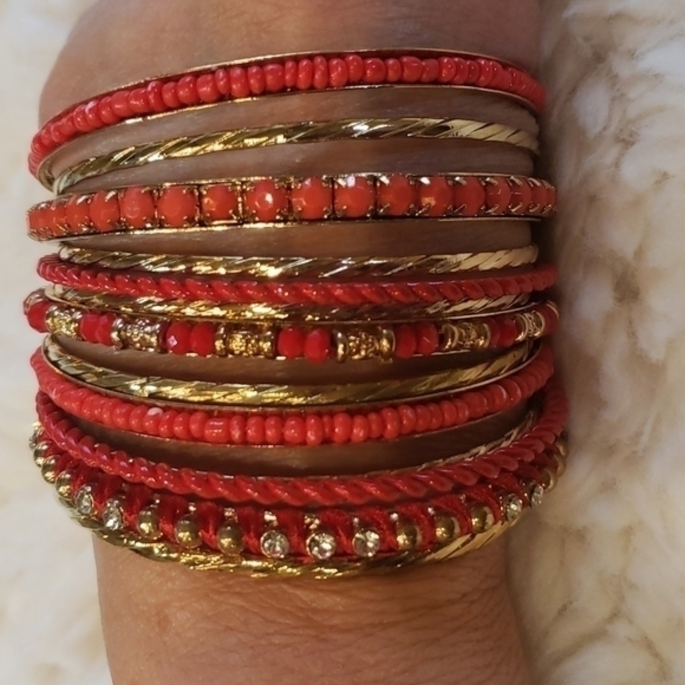 NWT Red Gold‎  Bling Bangles Bracelets Set 13 Gift Bag Packaging Incl.